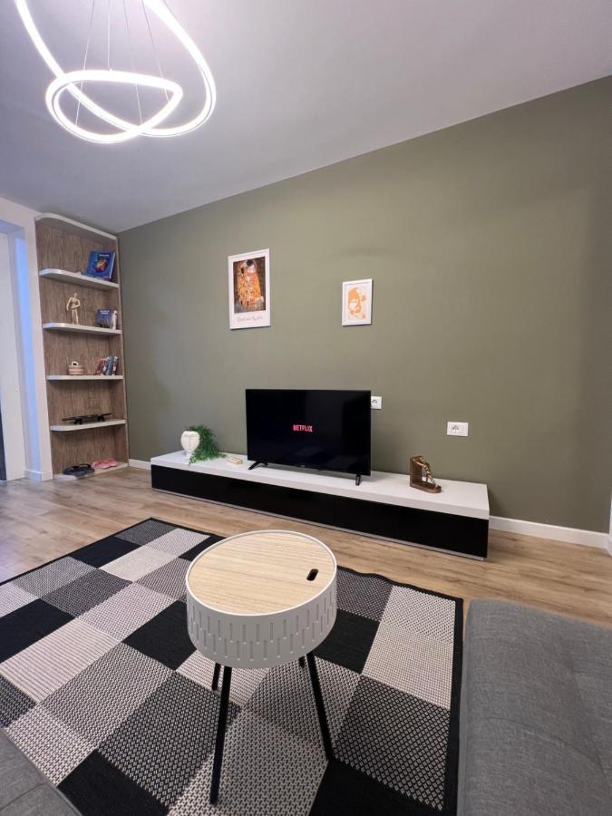 New Bazaar Cane Apartment 3 Tirana Exterior photo